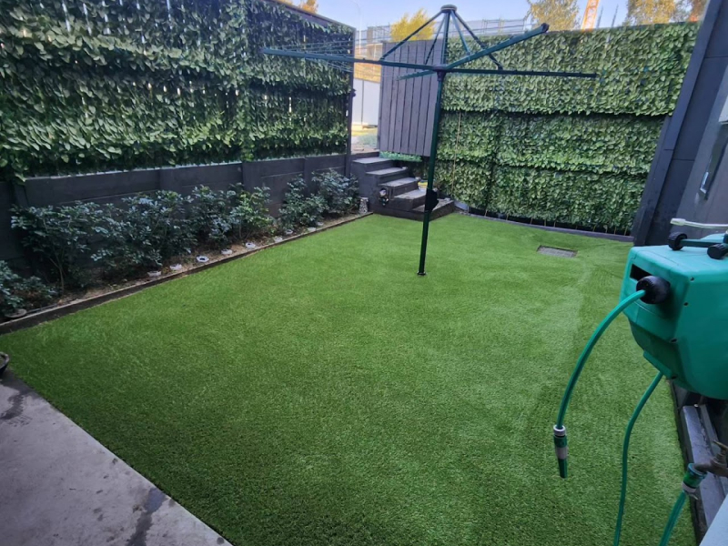 Synthetic Turf for Landscapers