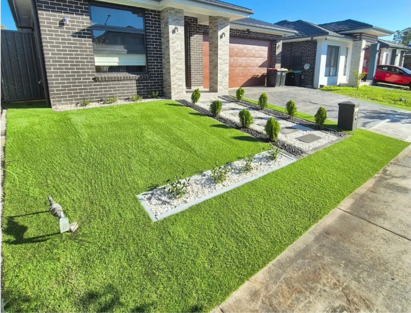 Artificial Grass for Front & Backyard Lawns